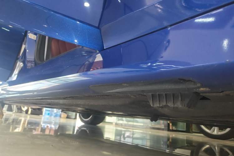 Used BMW 3 Series 2021 Facelifted 325Li M Sport Night Edition Package Right Side Sill
