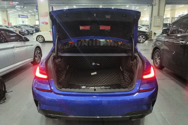 Used BMW 3 Series 2021 330Li xDrive M Sport Night Edition Trunk