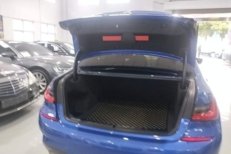 Used BMW 3 Series 2021 Restyled 325Li M Sport Package Trunk
