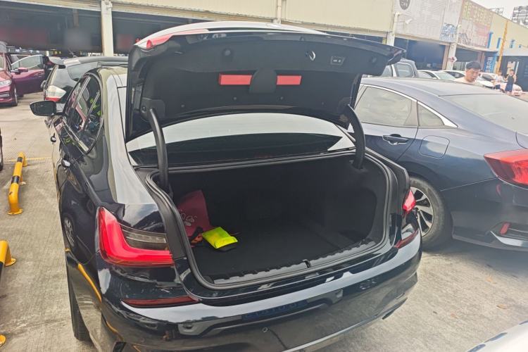 Used BMW 3 Series 2021 Facelifted 325Li M Sport Night Edition Package Trunk