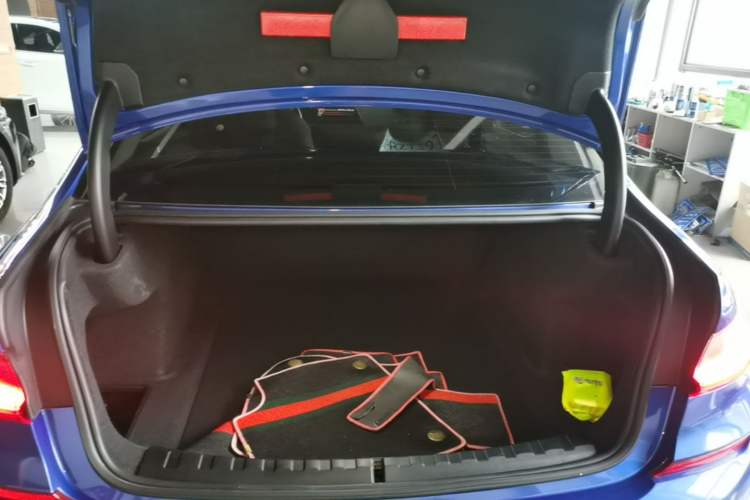 Used BMW 3 Series 2021 325Li M Sport Shadowline Package Trunk