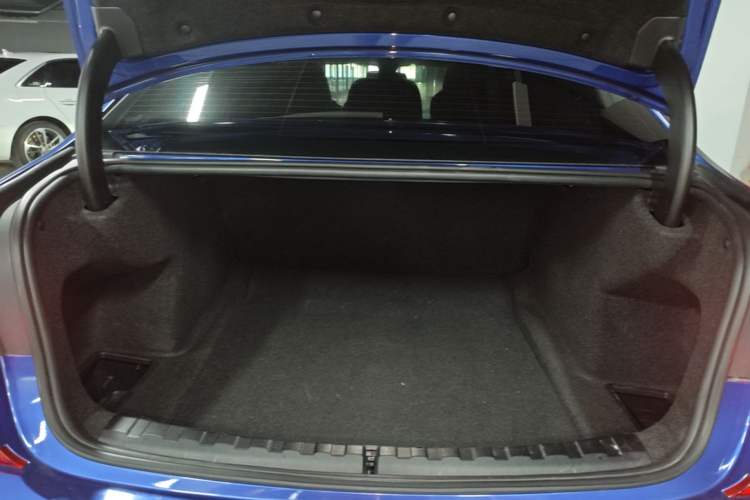 Used BMW 3 Series 2021 325Li M Sport Package Trunk