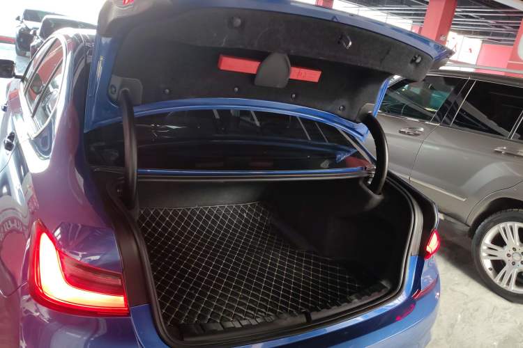 Used BMW 3 Series 2021 Facelifted 320Li M Sport Package Trunk
