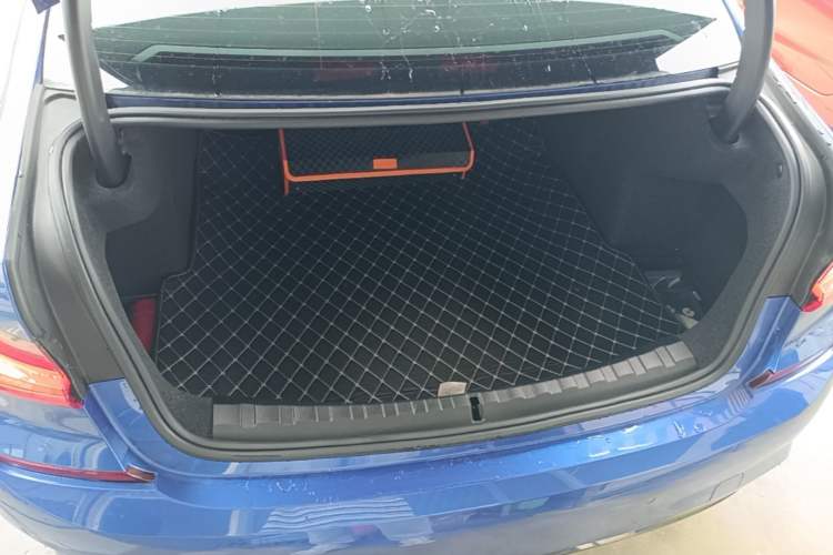 Used BMW 3 Series 2021 Restyled 325Li M Sport Package Trunk
