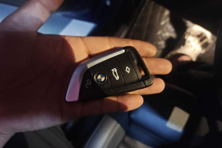 Used BMW 3 Series 2021 325i M Sport Night Edition package Vehicle Key