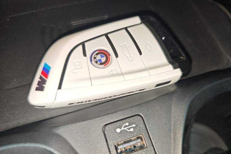 Used BMW 3 Series 2021 Facelifted 325Li M Sport Night Edition Package Vehicle Key