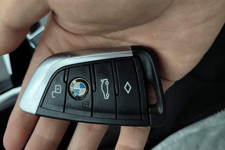 Used BMW 3 Series 2021 Second Facelift 320Li M Sport Package Vehicle Key