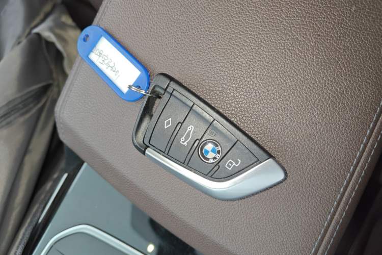 Used BMW 3 Series 2021 320Li M Sport Package Vehicle Key
