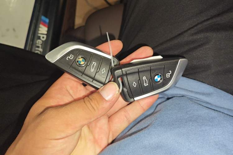 Used BMW 3 Series 2021 325i M Sport Package Vehicle Key