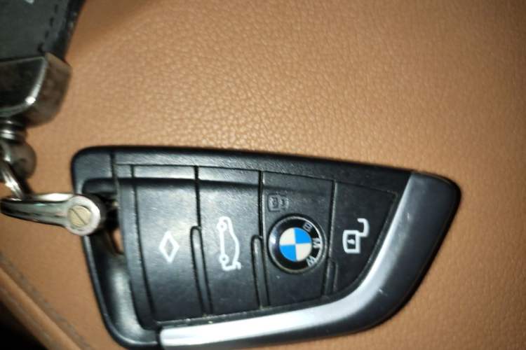 Used BMW 3 Series 2021 Facelifted 325Li M Sport Night Edition Package Vehicle Key
