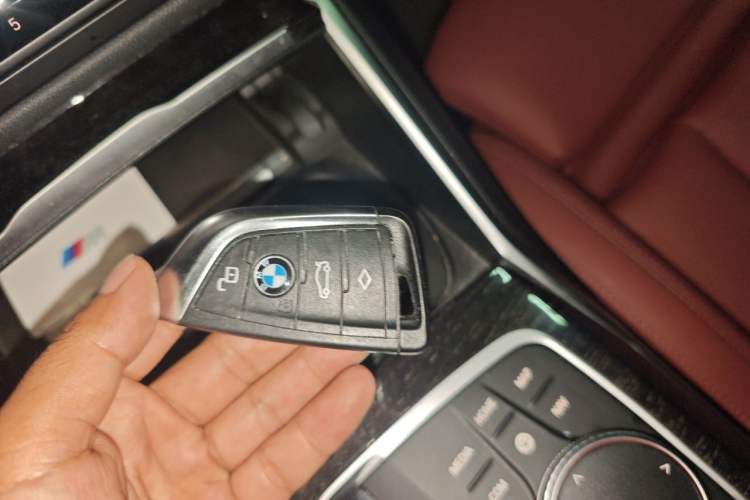 Used BMW 3 Series 2021 Second Facelift 325Li M Sport Package Vehicle Key