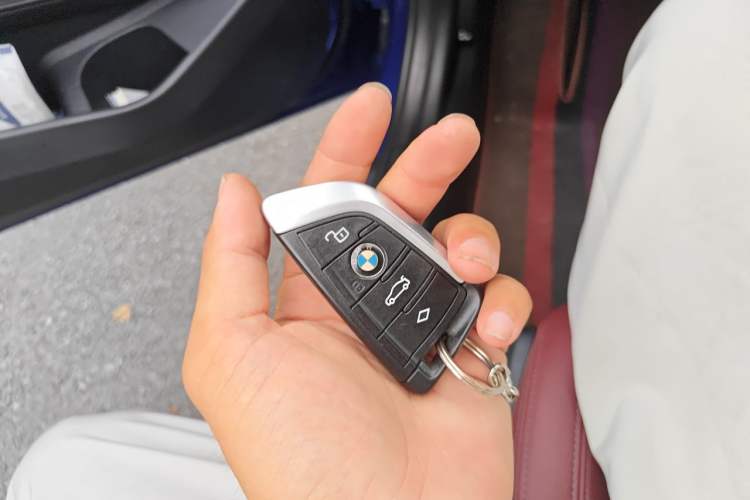 Used BMW 3 Series 2021 325Li M Sport Shadowline Package Vehicle Key