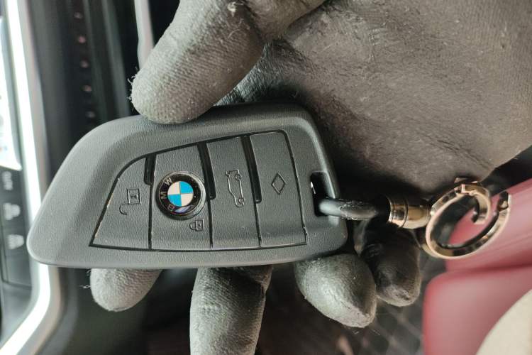 Used BMW 3 Series 2021 Restyled 325Li M Sport Package Vehicle Key