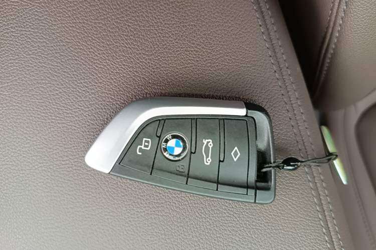 Used BMW 3 Series 2021 Restyled 325Li M Sport Package Vehicle Key