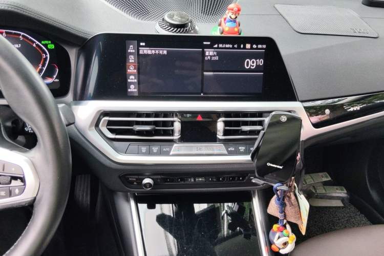 Used BMW 3 Series 2021 320Li M Sport Package Audio And AC Panel