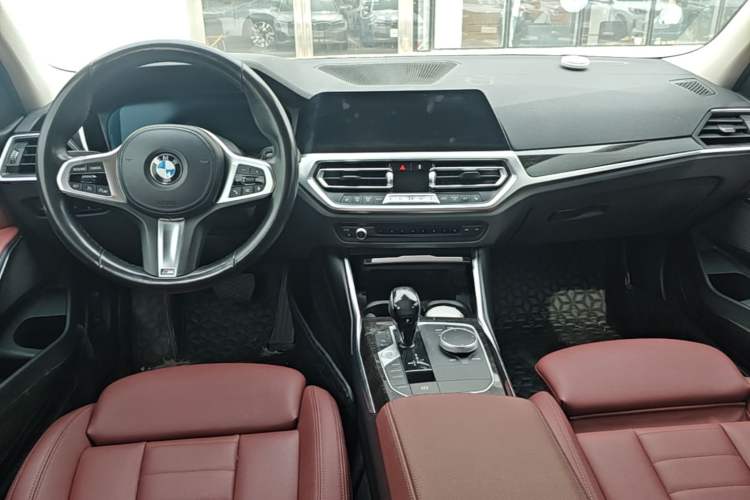 Used BMW 3 Series 2021 Restyled 325Li xDrive M Sport Package Center Console