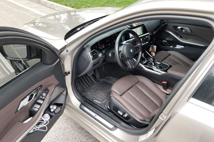 Used BMW 3 Series 2021 320Li M Sport Package Driver Seat