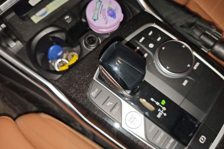 Used BMW 3 Series 2021 Second Facelift 325Li M Sport Package Gear Lever