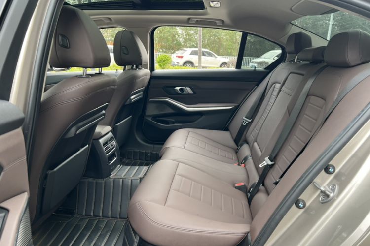 Used BMW 3 Series 2021 320Li M Sport Package Interior 8