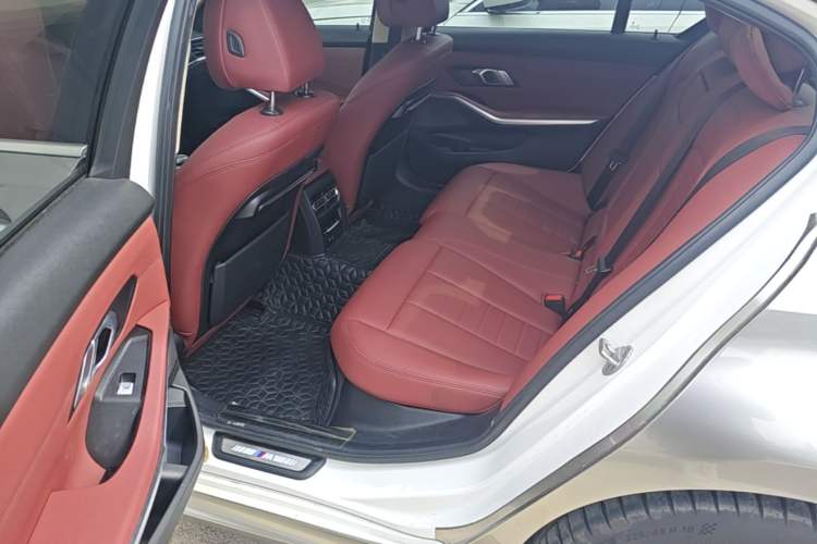Used BMW 3 Series 2021 Restyled 325Li xDrive M Sport Package Left Rear Seat