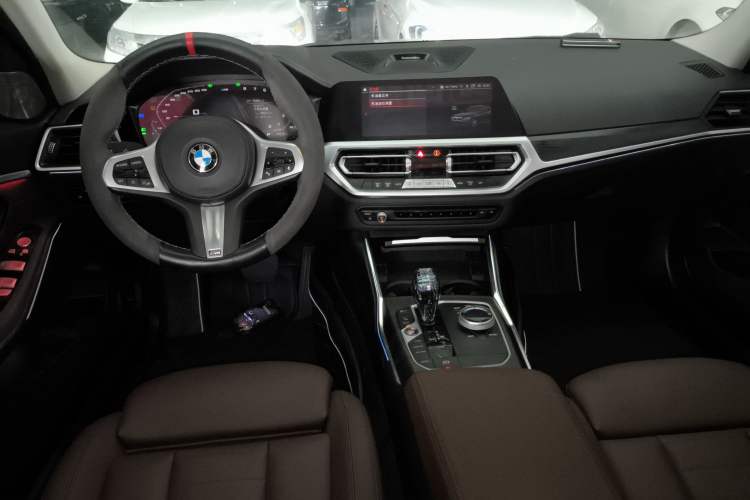Used BMW 3 Series 2021 Second Facelift 325i M Sport Package Center Console