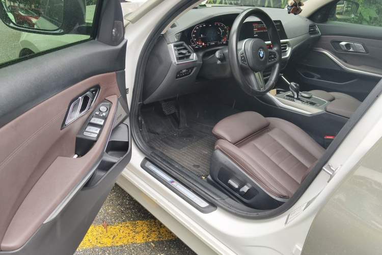 Used BMW 3 Series 2021 Second Facelift 330i M Sport Night Edition Package Driver Seat