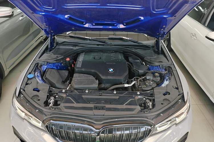 Used BMW 3 Series 2021 320Li M Sport Package Engine Bay