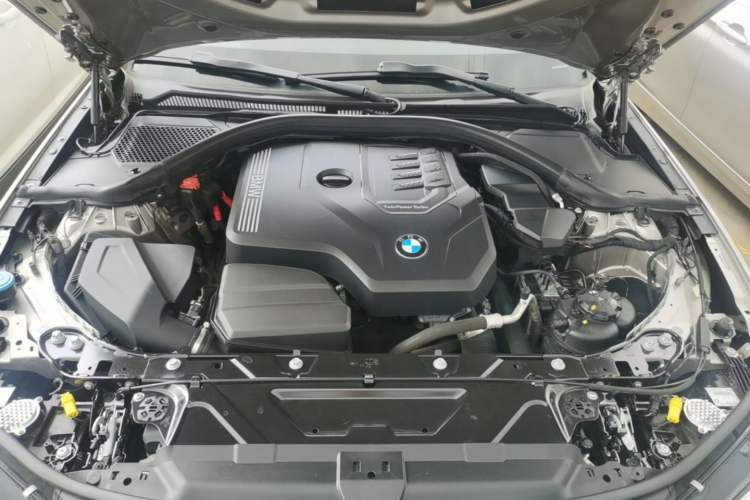 Used BMW 3 Series 2021 Second Facelift 320Li M Sport Package Engine Bay