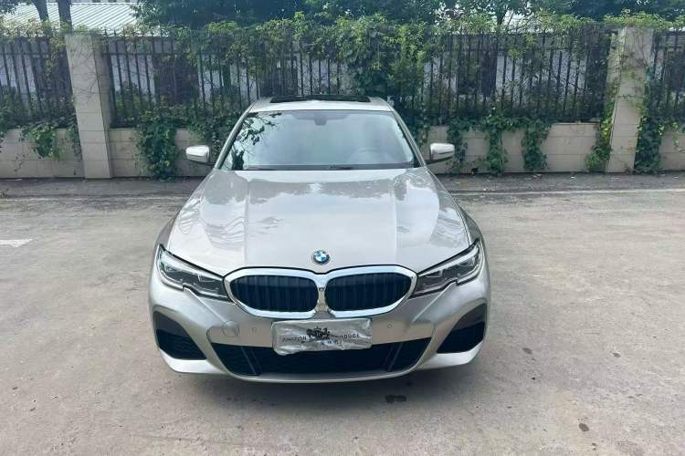 Used BMW 3 Series 2021 Second Facelift 320Li M Sport Package Exterior 4
