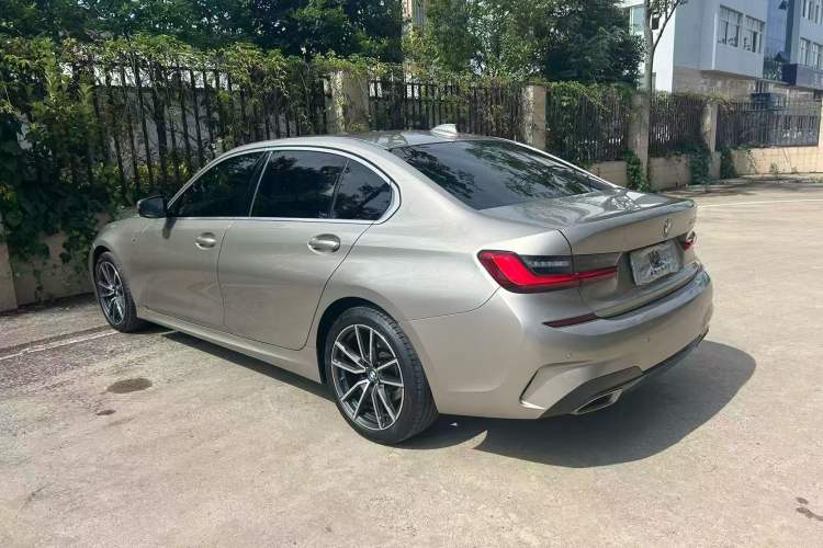 Used BMW 3 Series 2021 Second Facelift 320Li M Sport Package Exterior 6
