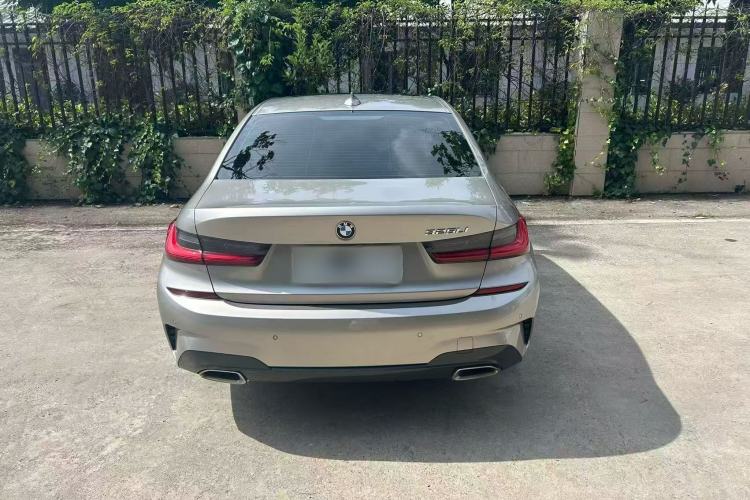 Used BMW 3 Series 2021 Second Facelift 320Li M Sport Package Exterior 8