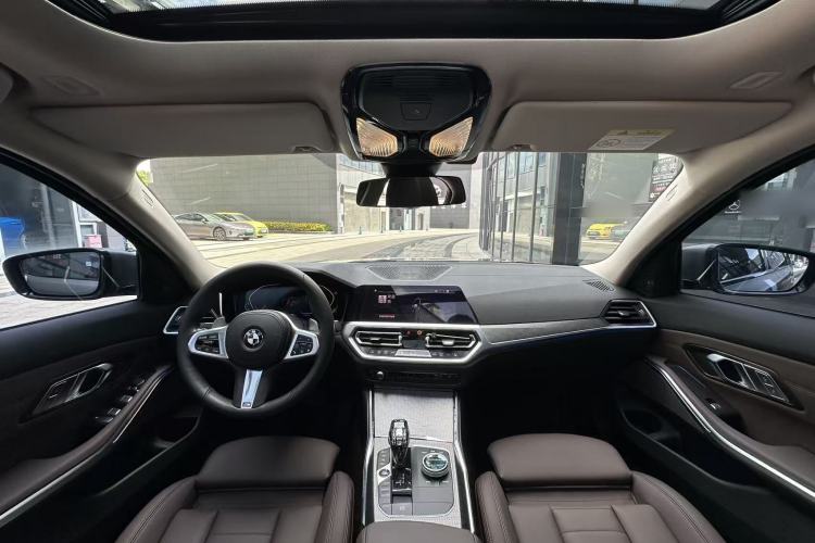 Used BMW 3 Series 2021 325Li M Sport Package Interior 2