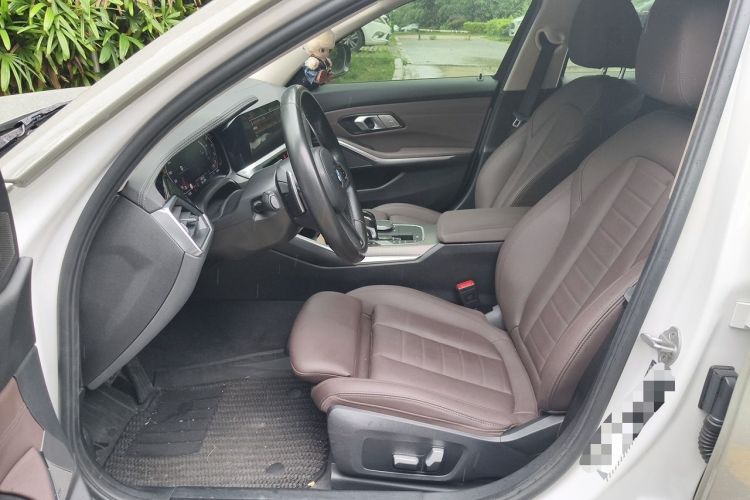 Used BMW 3 Series 2021 Second Facelift 330i M Sport Night Edition Package Left Front Seat