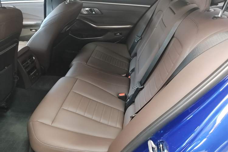 Used BMW 3 Series 2021 320Li M Sport Package Left Rear Seat