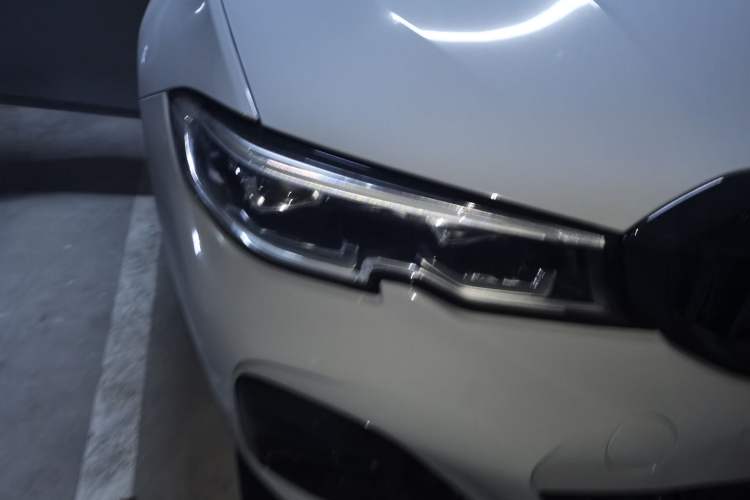 Used BMW 3 Series 2021 Facelifted 325Li M Sport Night Edition Package Right Front Headlight