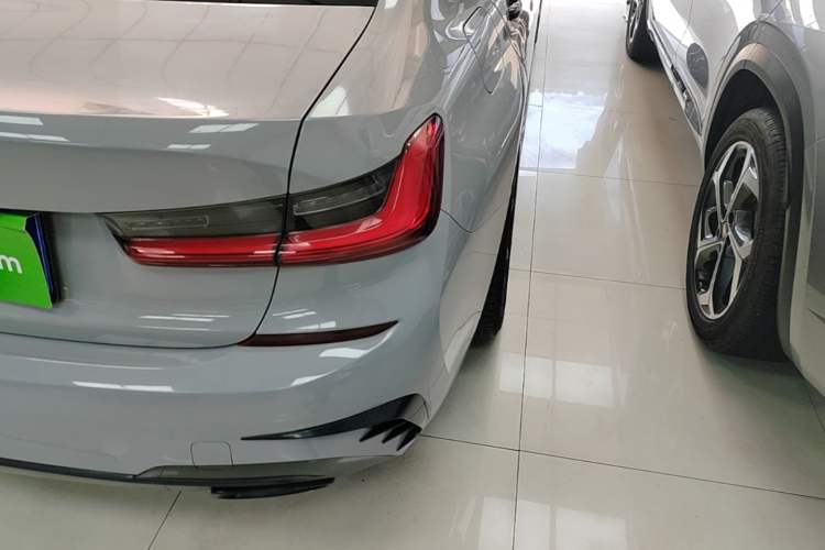 Used BMW 3 Series 2021 320Li M Sport Package Right Rear Taillight
