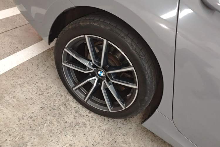 Used BMW 3 Series 2021 320Li M Sport Package Right Rear Wheel Hub