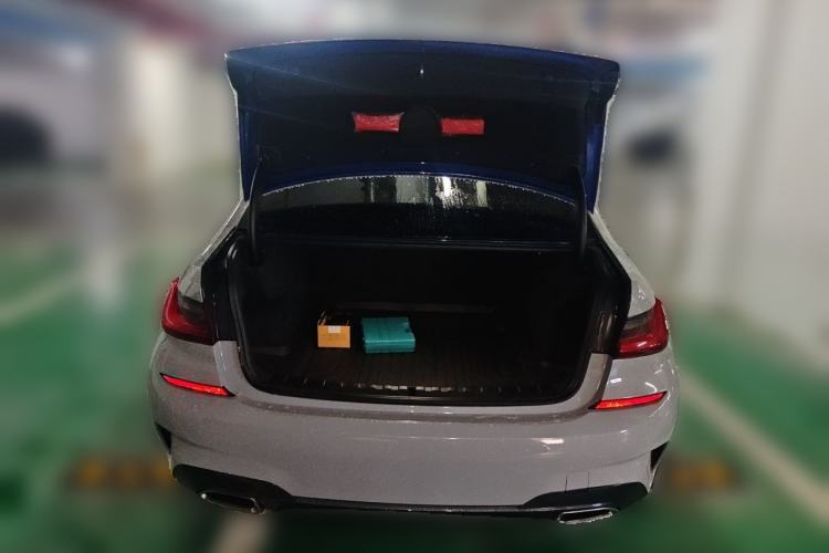 Used BMW 3 Series 2021 Second Facelift 320Li M Sport Package Trunk