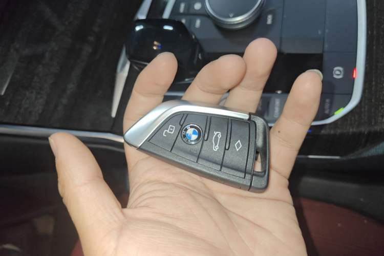 Used BMW 3 Series 2021 Restyled 325Li M Sport Package Vehicle Key