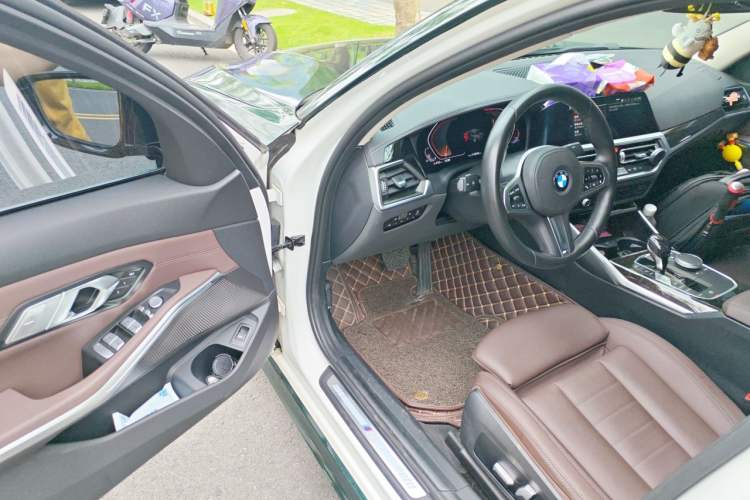 Used BMW 3 Series 2021 Restyled 325Li M Sport Package Driver Seat