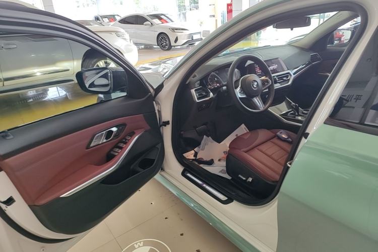 Used BMW 3 Series 2021 Restyled 325Li M Sport Package Driver Seat