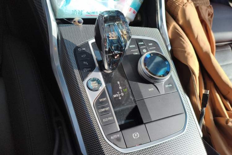 Used BMW 3 Series 2021 Second Facelift 325Li M Sport Night Edition Package Gear Lever