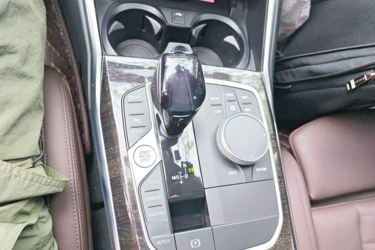 Used BMW 3 Series 2021 Restyled 325Li M Sport Package Gear Lever