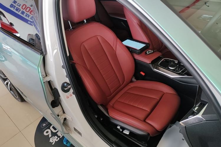 Used BMW 3 Series 2021 Restyled 325Li M Sport Package Right Front Seat