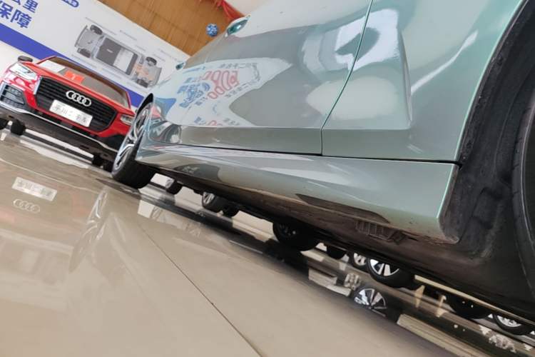 Used BMW 3 Series 2021 Restyled 325Li M Sport Package Right Side Sill