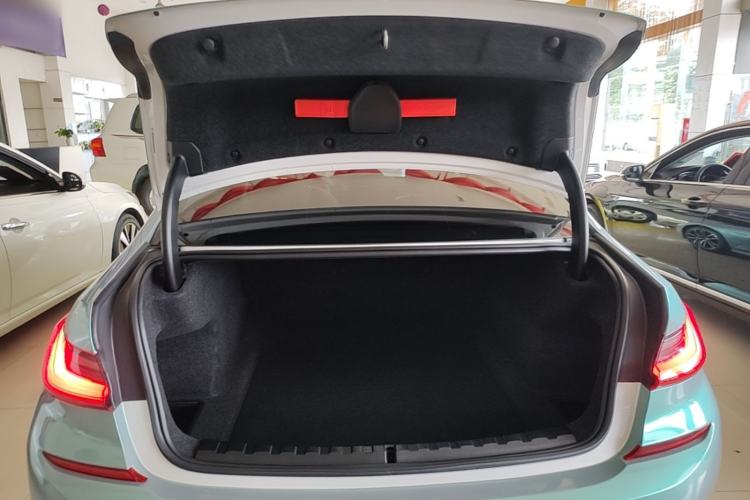 Used BMW 3 Series 2021 Restyled 325Li M Sport Package Trunk