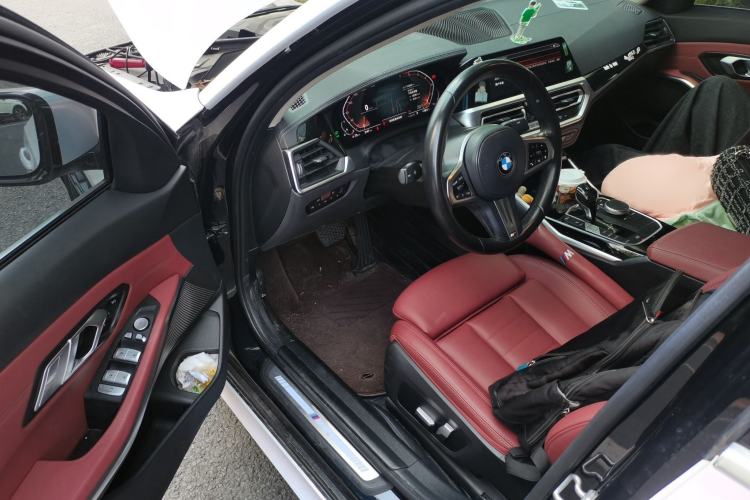 Used BMW 3 Series 2021 Facelifted 320Li M Sport Package Interior 3