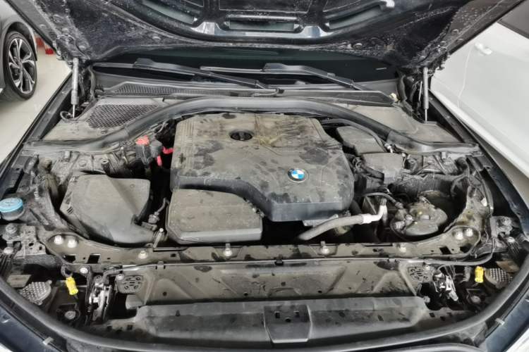 Used BMW 3 Series 2021 Restyled 325i M Sport Night Edition Package Engine Bay