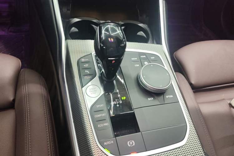 Used BMW 3 Series 2021 325Li M Sport Shadowline Package Gear Lever
