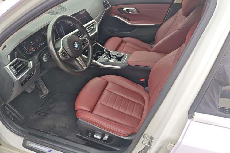 Used BMW 3 Series 2021 Restyled 325i M Sport Package Left Front Seat